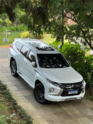 MITSUBISHI PAJERO SPORT 2.4 16V MIVEC TURBO DIESEL LEGEND AWD AUTOMÁTICO MITSUBISHI PAJERO SPORT 2.4 16V MIVEC TURBO DIESEL LEGEND AWD AUTOMÁTICO